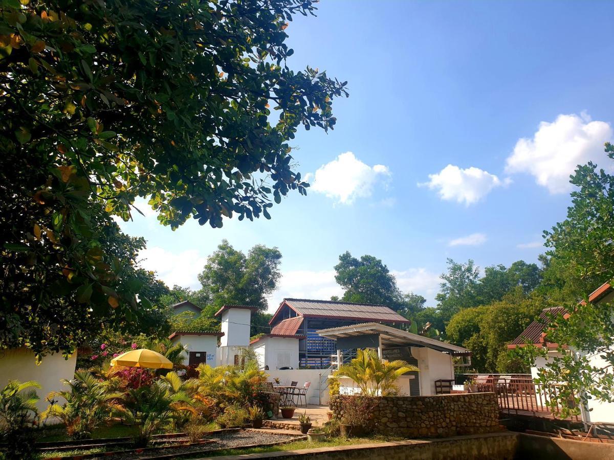 Bohemiaz Resort And Spa Kampot Luaran gambar