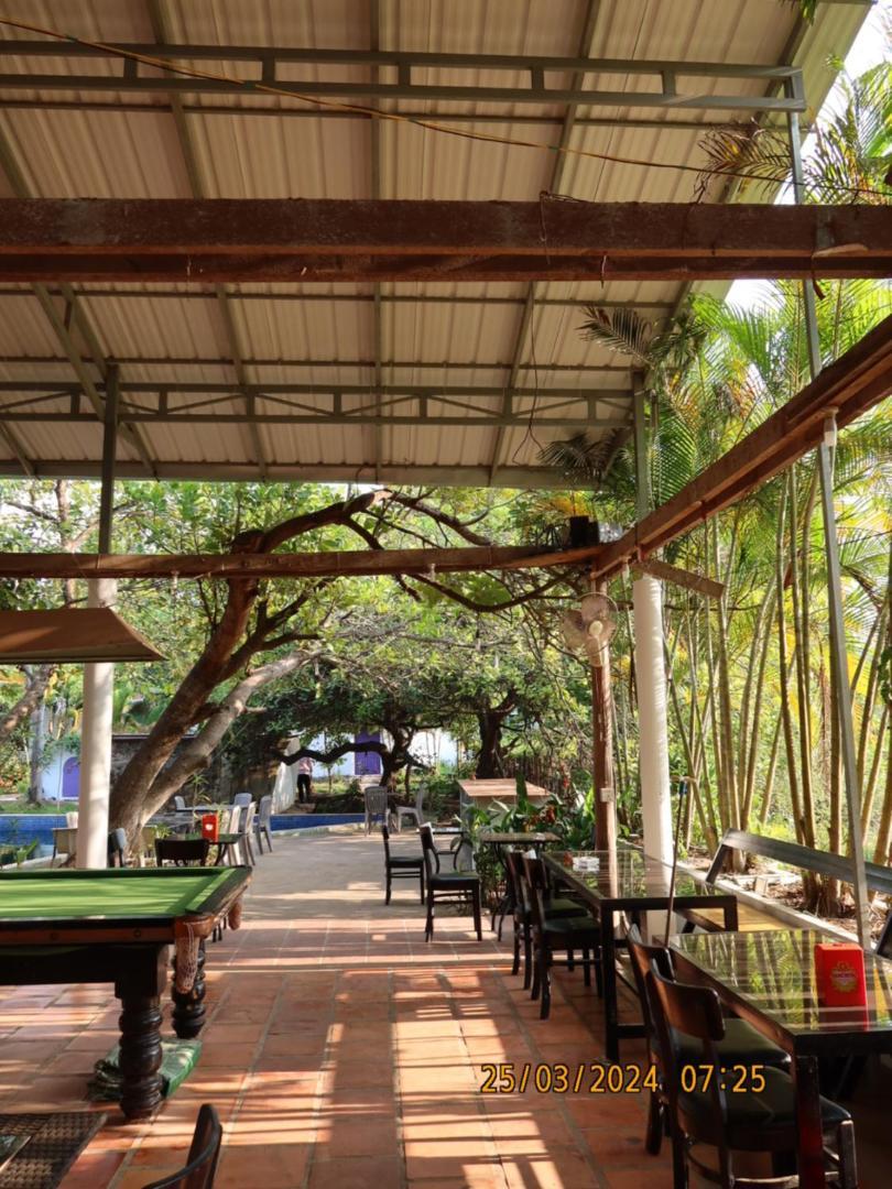 Bohemiaz Resort And Spa Kampot Luaran gambar